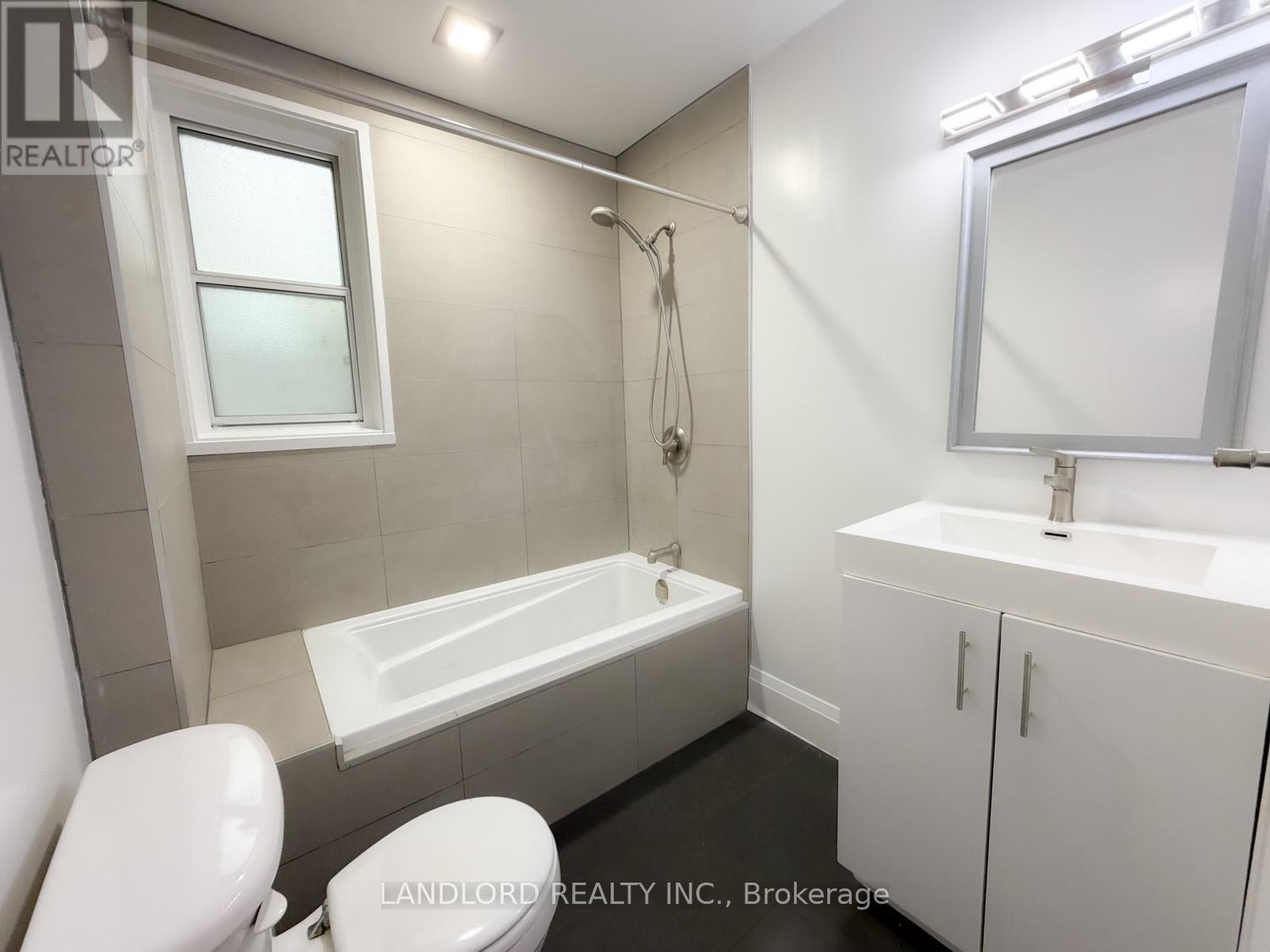 1 - 2469 Queen Street E, Toronto, Ontario  M4E 1H8 - Photo 14 - E12562910