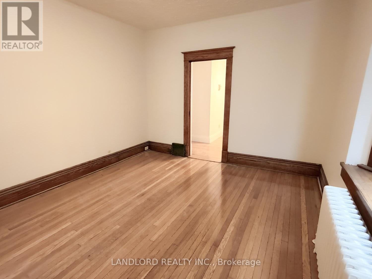 1 - 2469 Queen Street E, Toronto, Ontario  M4E 1H8 - Photo 4 - E12562910