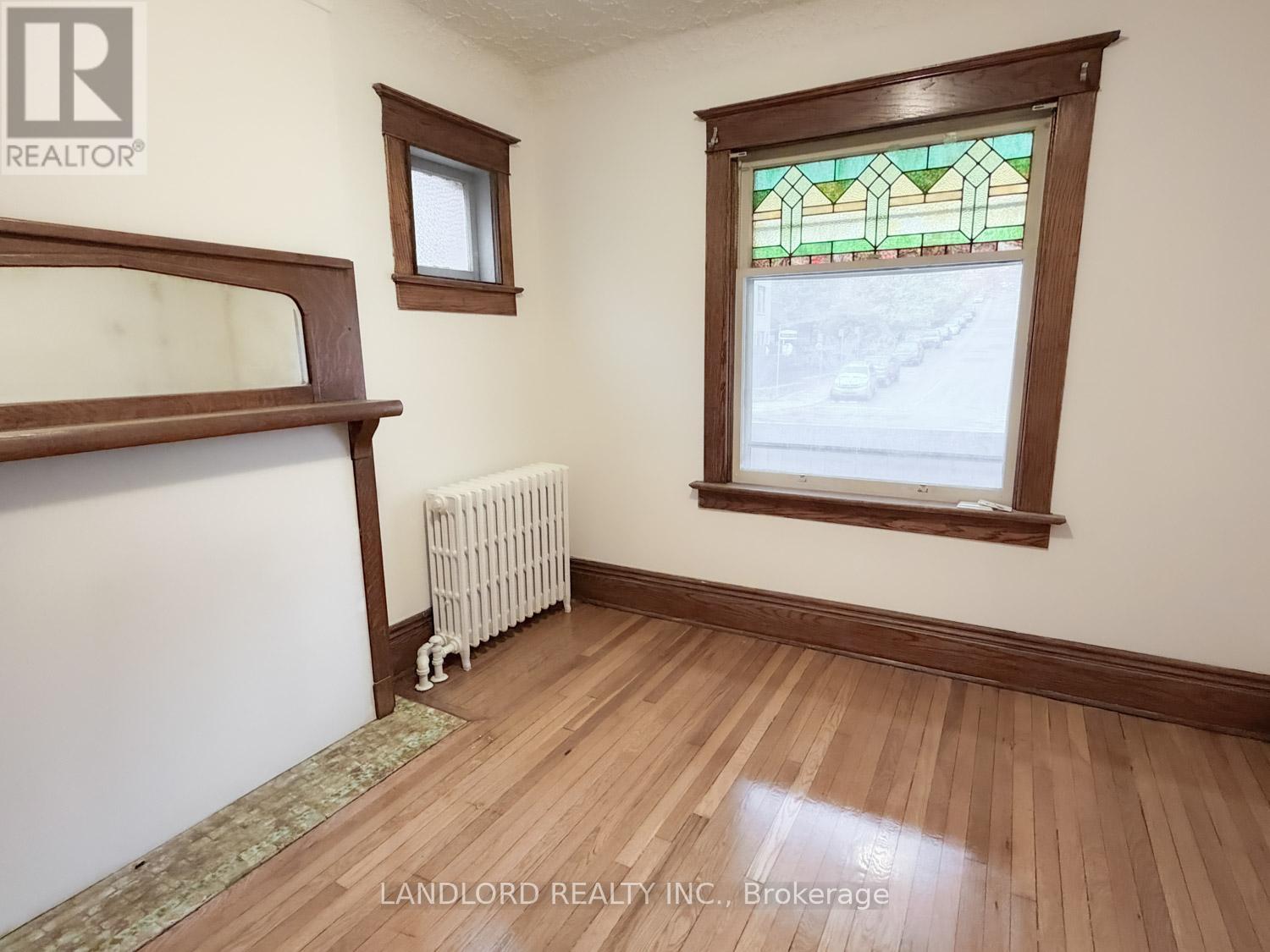 1 - 2469 Queen Street E, Toronto, Ontario  M4E 1H8 - Photo 9 - E12562910