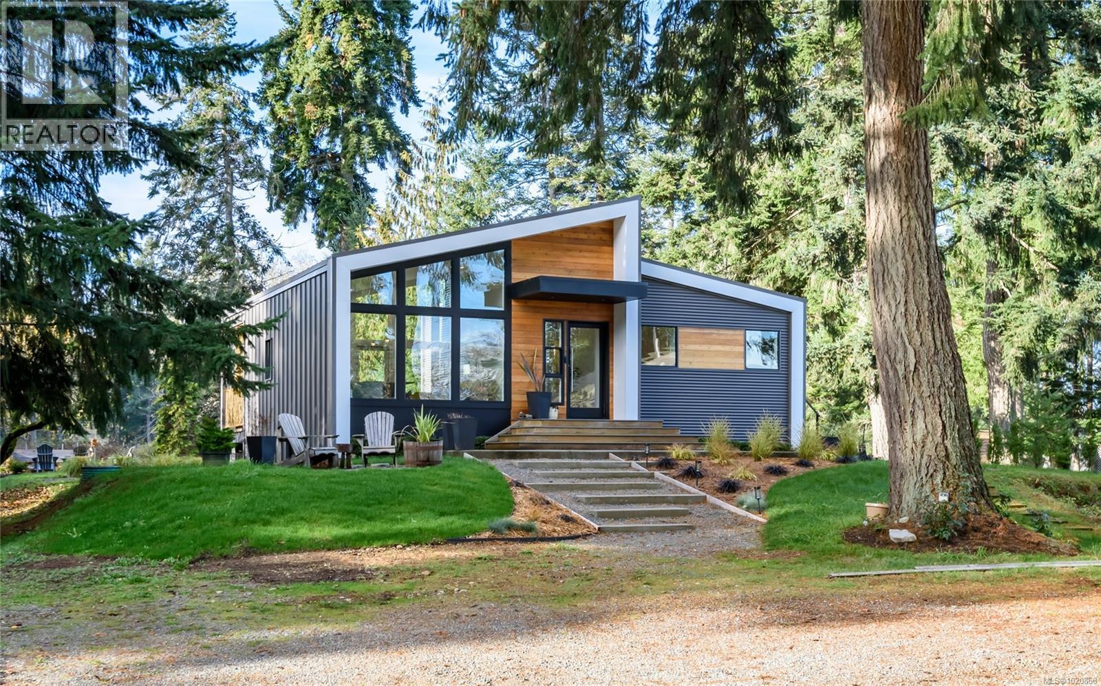 4137 Gartley Point Rd, Royston, British Columbia  V9N 9T3 - Photo 11 - 1020868