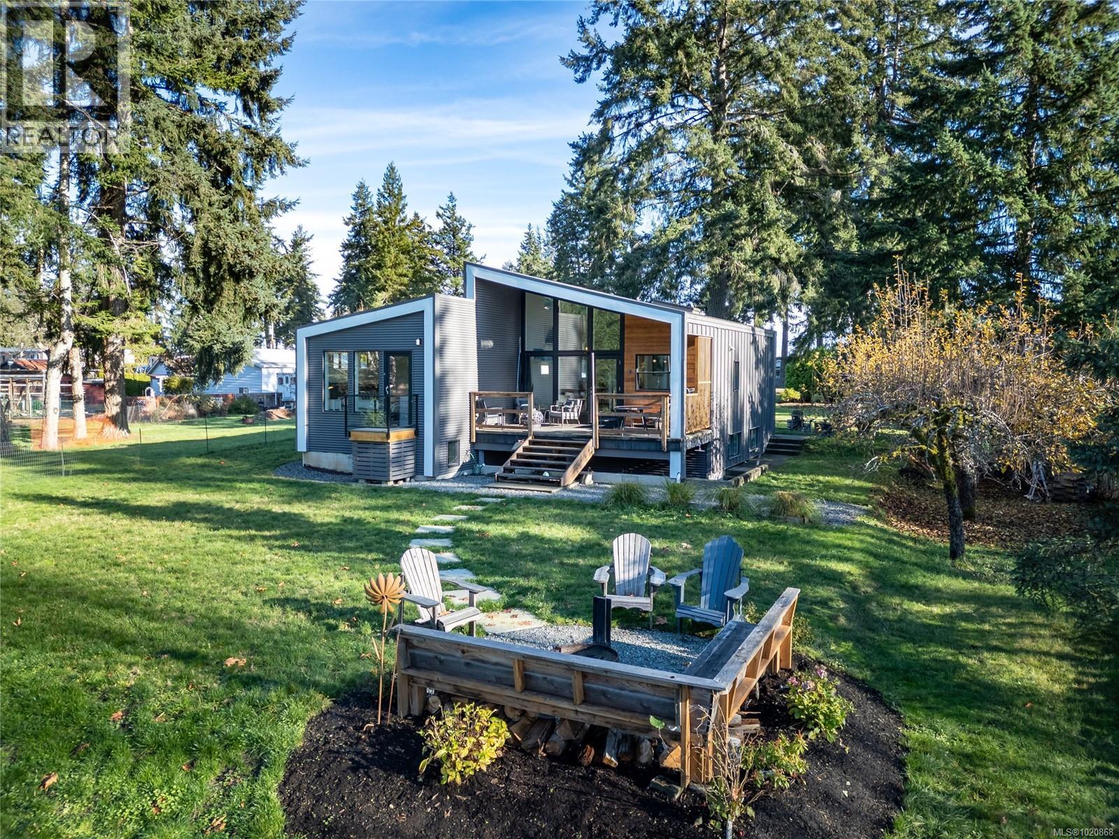 4137 Gartley Point Rd, Royston, British Columbia  V9N 9T3 - Photo 6 - 1020868