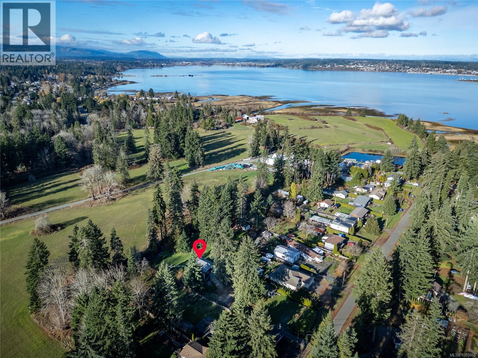 4137 Gartley Point Rd, Royston, British Columbia  V9N 9T3 - Photo 7 - 1020868