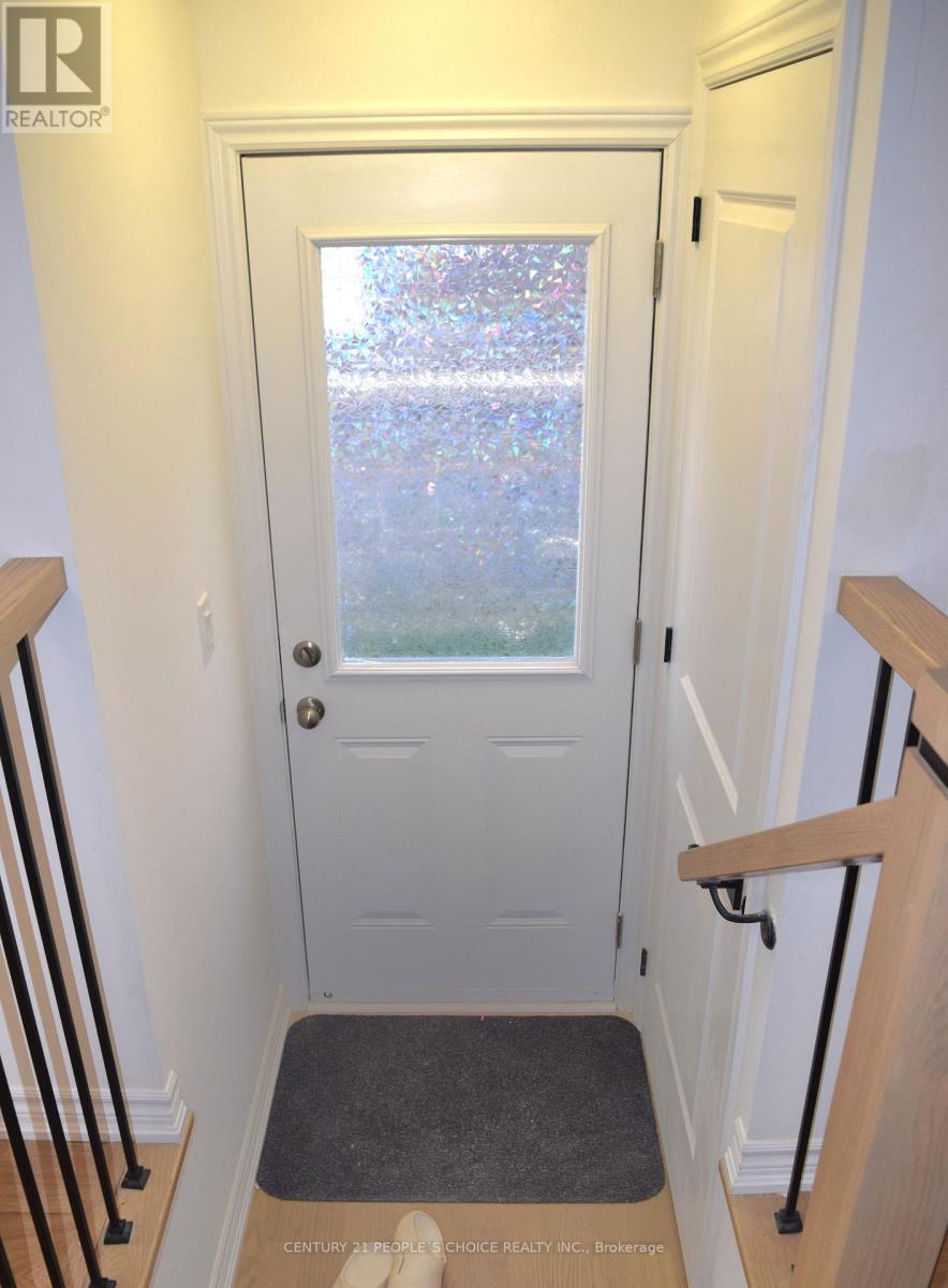 107 Molozzi Street, Erin, Ontario  N0B 1T0 - Photo 11 - X12551996