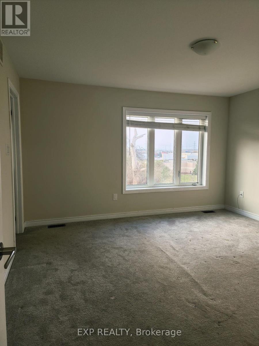 33 Hollywood Court, Cambridge, Ontario N1R 0C7 - Photo 8 - X12455626