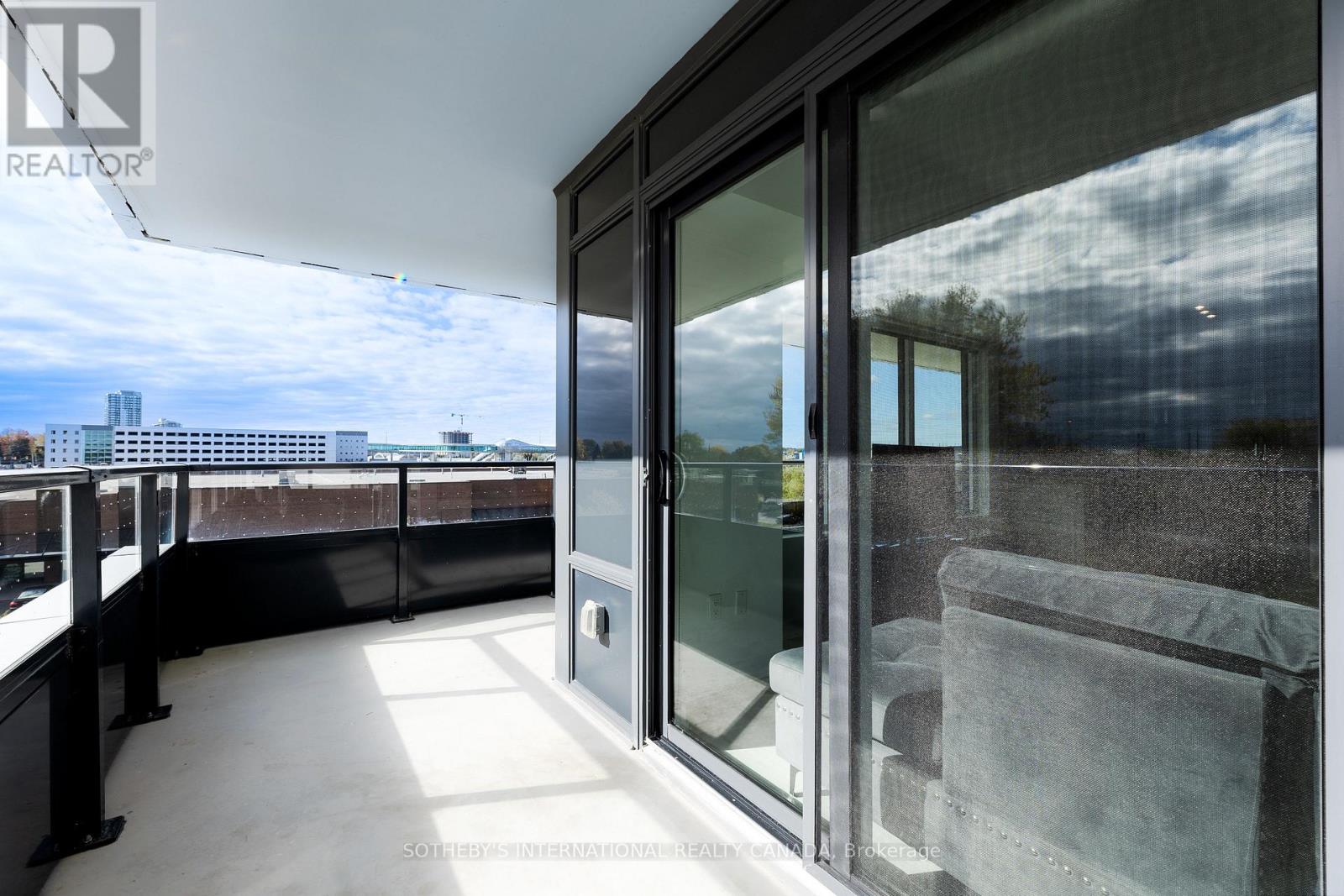 303 - 1435 Celebration Drive, Pickering, Ontario  L1W 0C4 - Photo 13 - E12487814