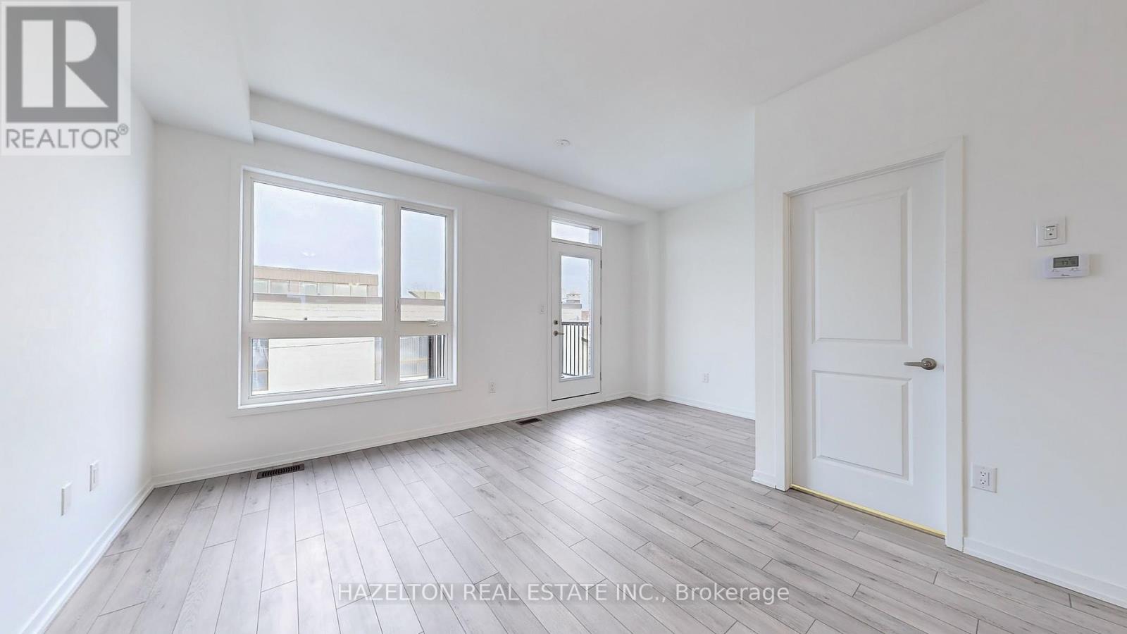 11 Pegler Street, Ajax, Ontario  L1S 7M3 - Photo 10 - E12384444