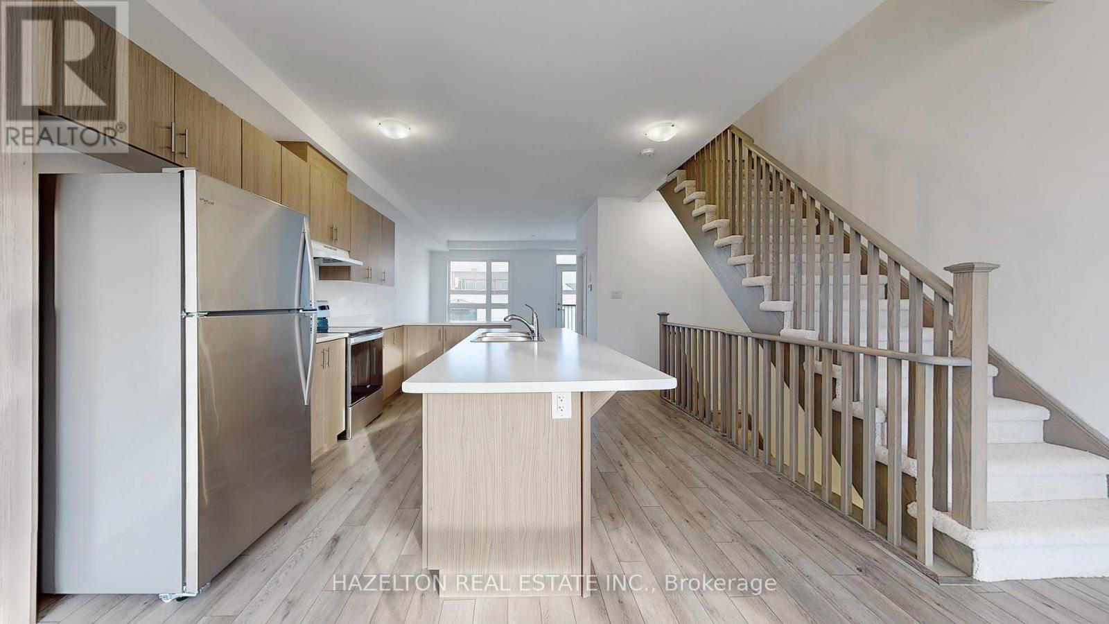 11 Pegler Street, Ajax, Ontario  L1S 7M3 - Photo 4 - E12384444