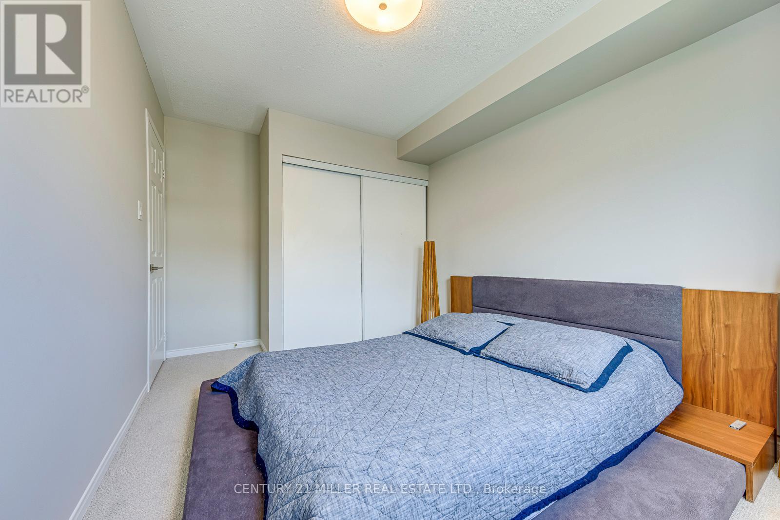 215 Roxton Road, Oakville, Ontario  L6H 6M9 - Photo 31 - W12368928