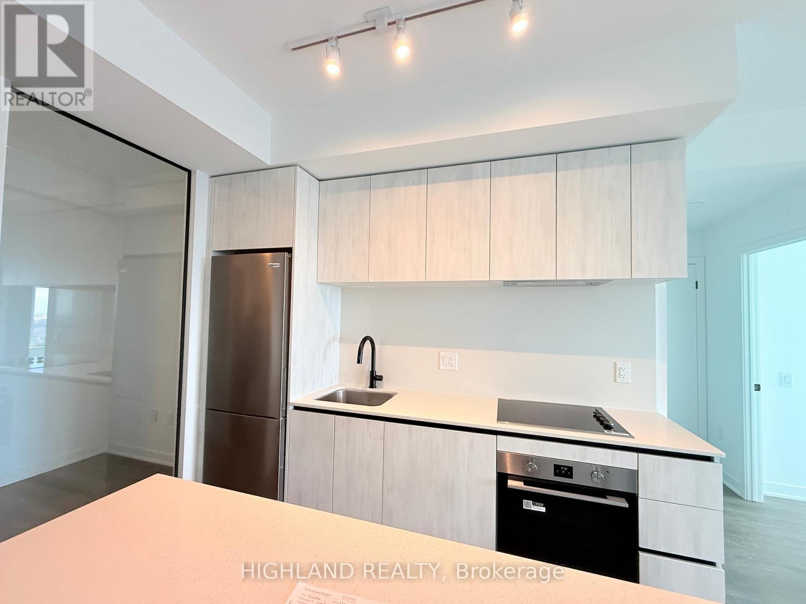 2612 - 2495 Eglinton Avenue W, Mississauga, Ontario  L5M 2T2 - Photo 4 - W12494446