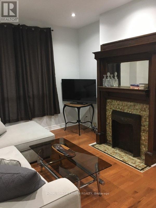 796 Ossington Avenue, Toronto, Ontario  M6G 3V1 - Photo 7 - W12555460