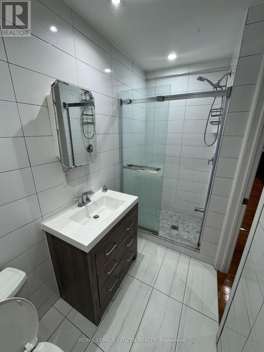 796 Ossington Avenue, Toronto, Ontario  M6G 3V1 - Photo 12 - W12555460