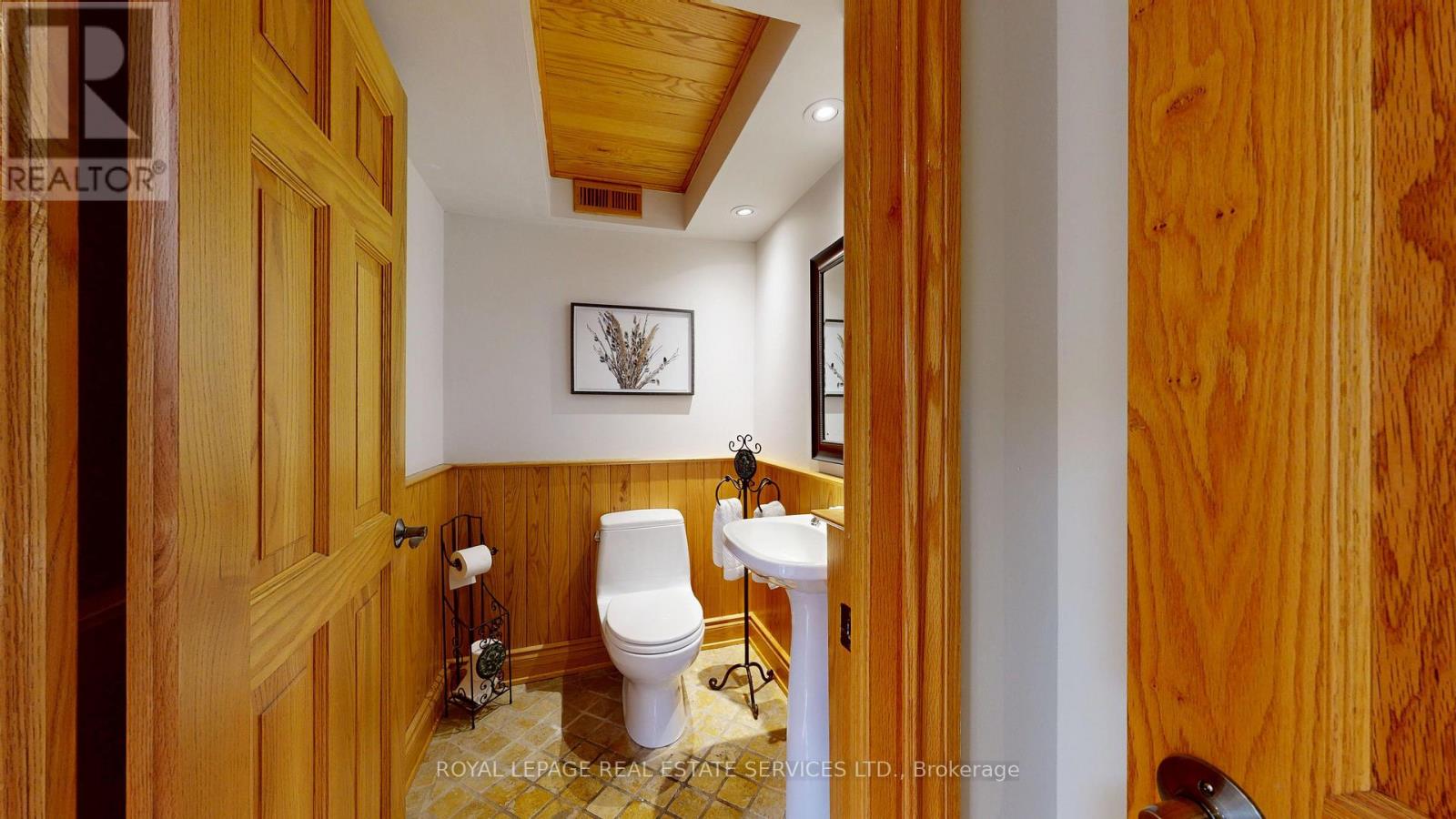 105 Botfield Avenue, Toronto, Ontario M9B 4E6 - Photo 21 - W12528948