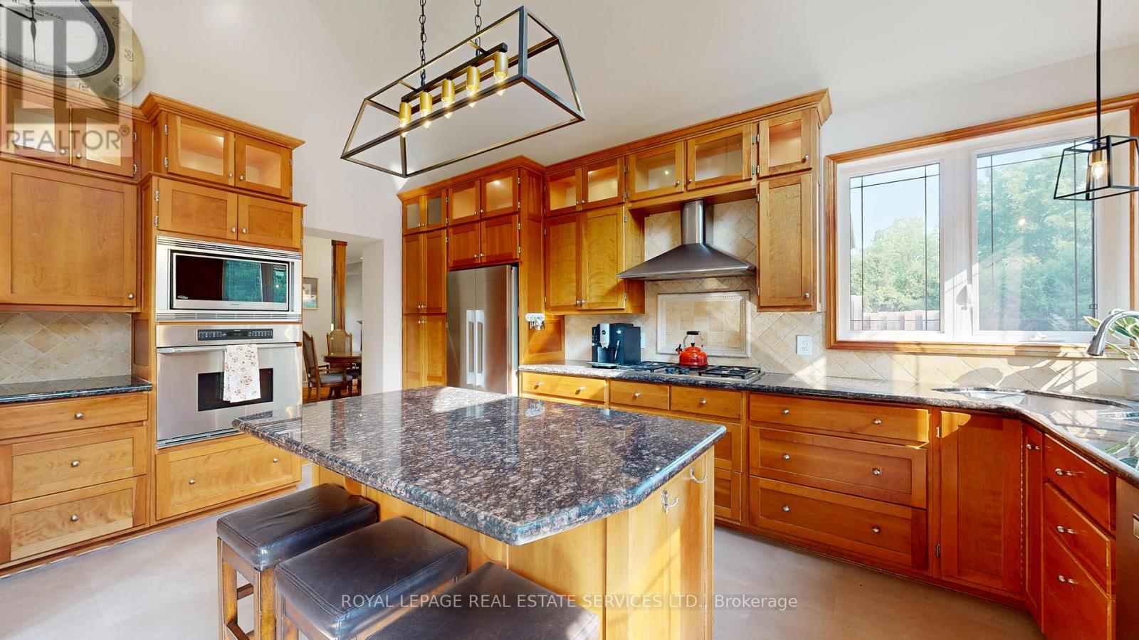 105 Botfield Avenue, Toronto, Ontario M9B 4E6 - Photo 15 - W12528948