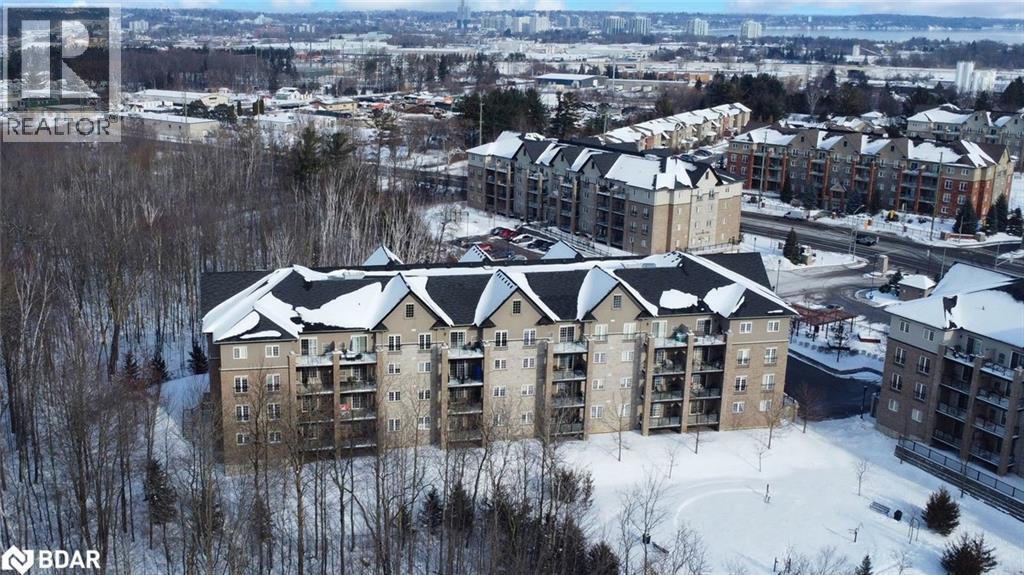 44 Ferndale Drive S Unit# 212, Barrie, Ontario  L4N 2V1 - Photo 1 - 40788397