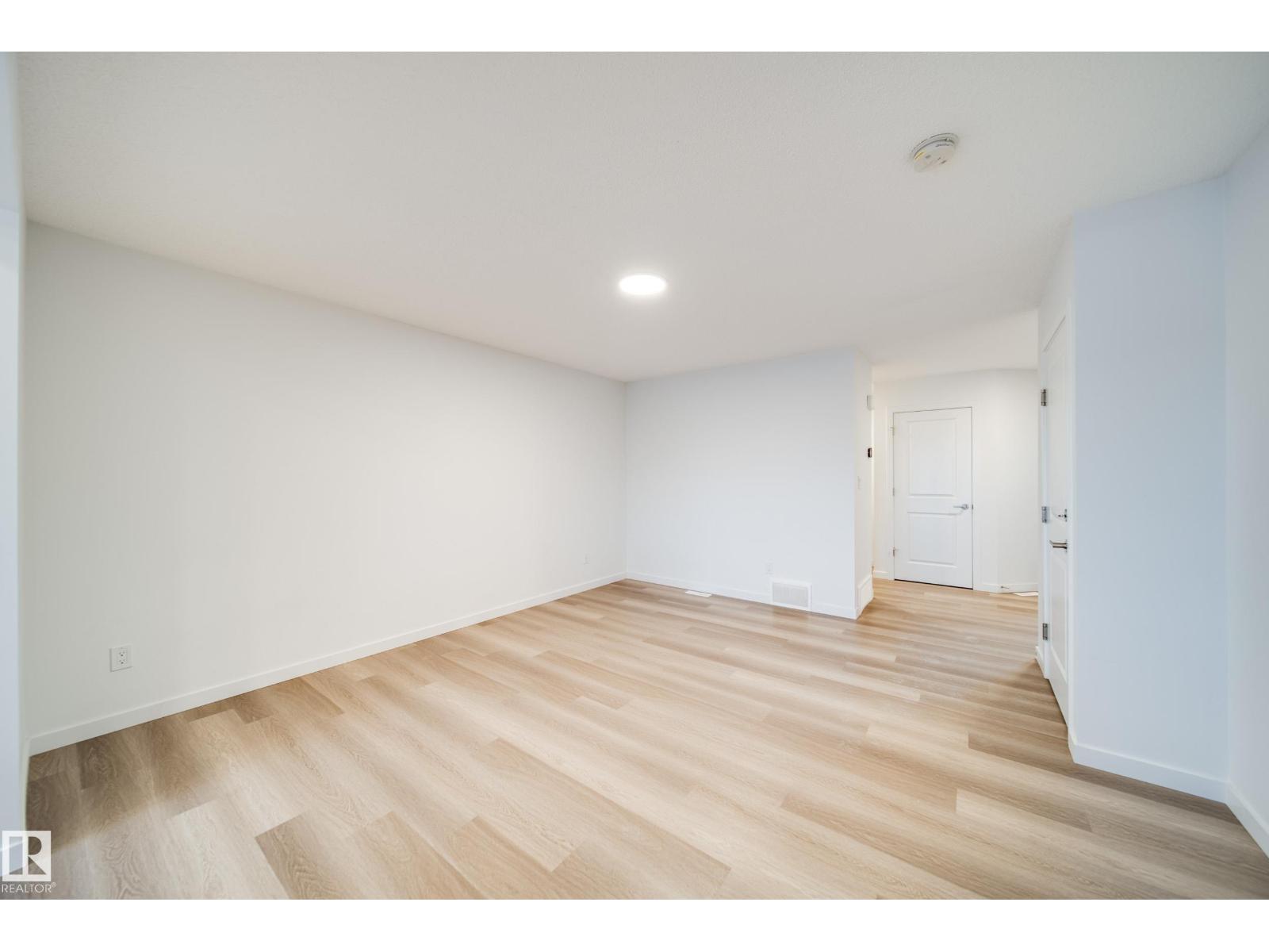 2838 152 Av Nw, Edmonton, Alberta  T5Y 6C4 - Photo 11 - E4466174