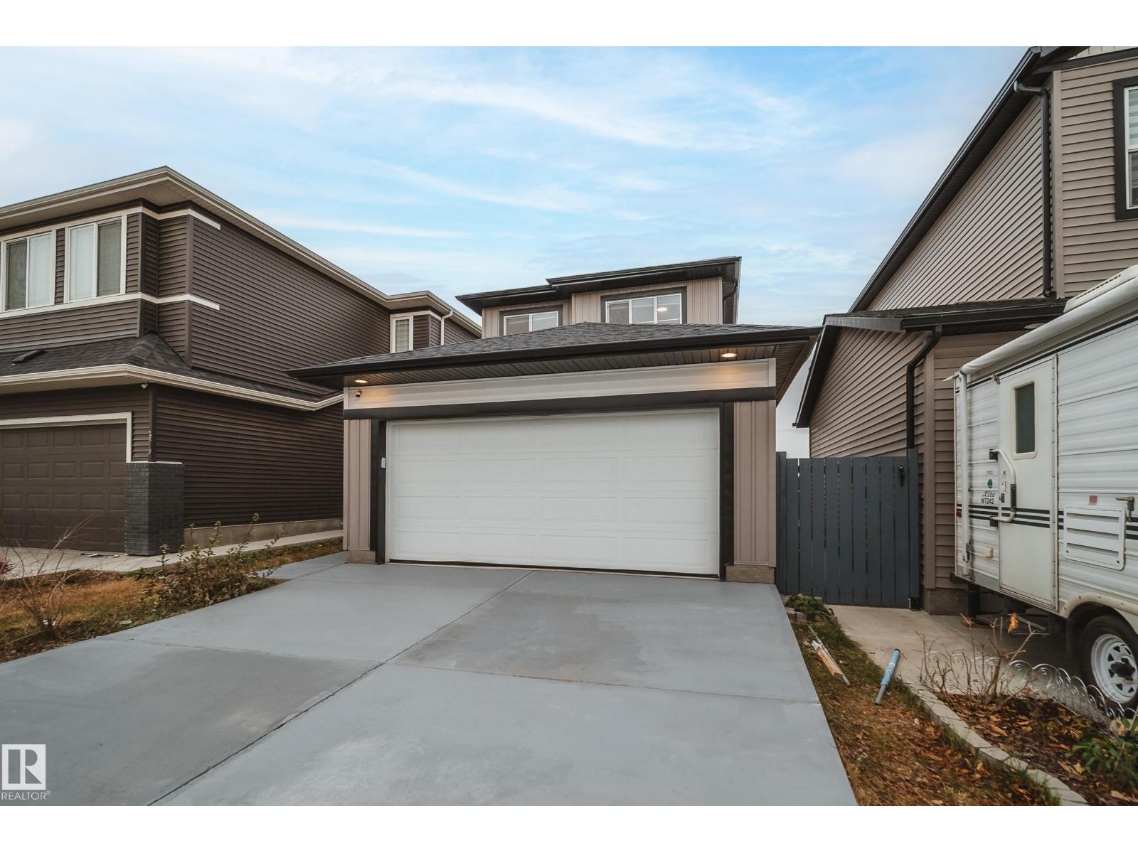 2838 152 Av Nw, Edmonton, Alberta  T5Y 6C4 - Photo 4 - E4466174