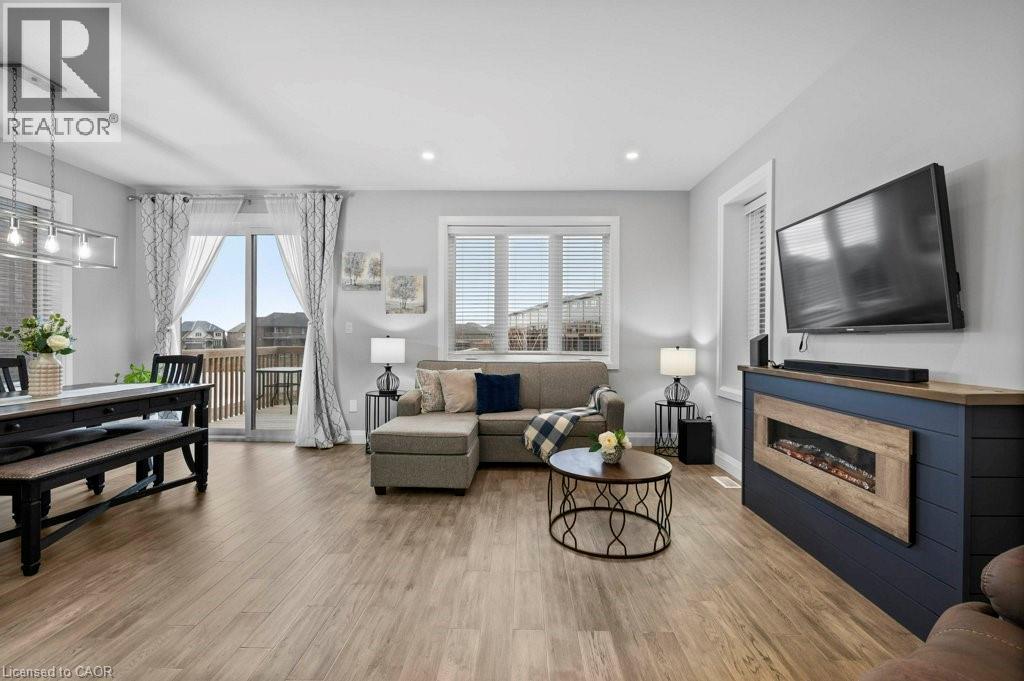 904 Chapel Hill Court, Kitchener, Ontario  N2R 0P4 - Photo 14 - 40789385