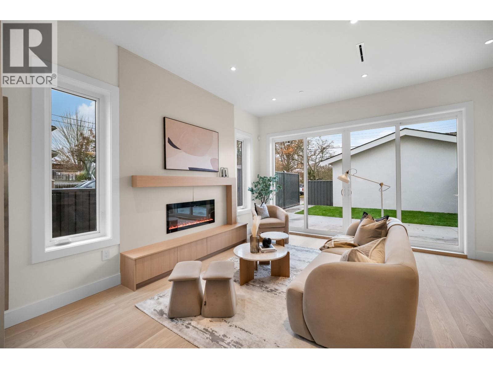 1671 E 31st Avenue, Vancouver, British Columbia V5N 3B2 - Photo 5 - R3068804