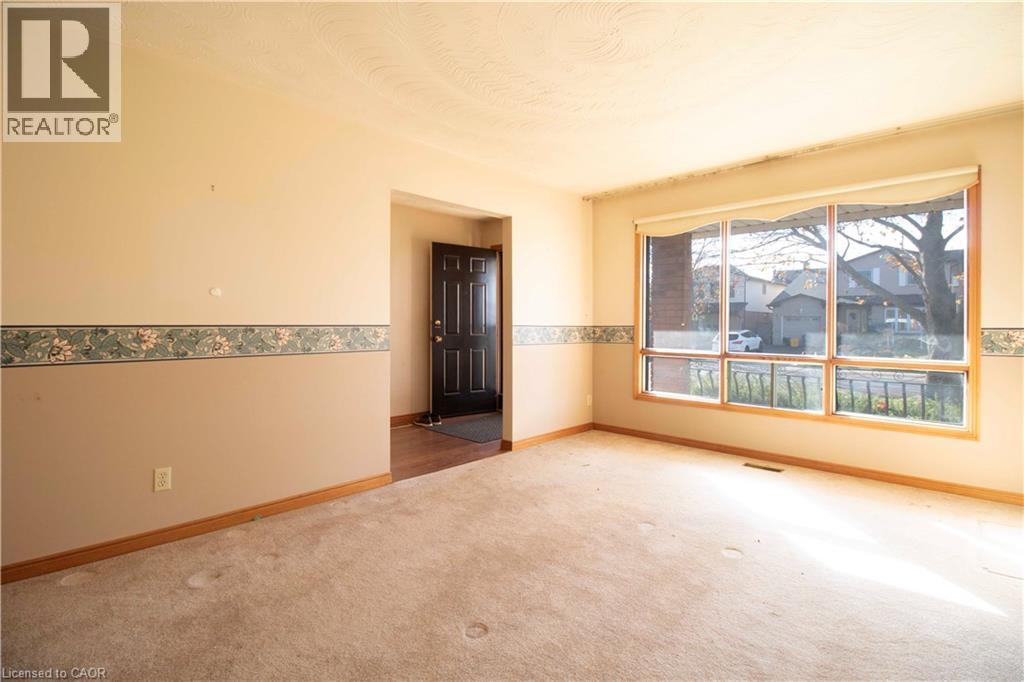 271 Greencedar Drive, Hamilton, Ontario  L9C 6S2 - Photo 6 - 40789601