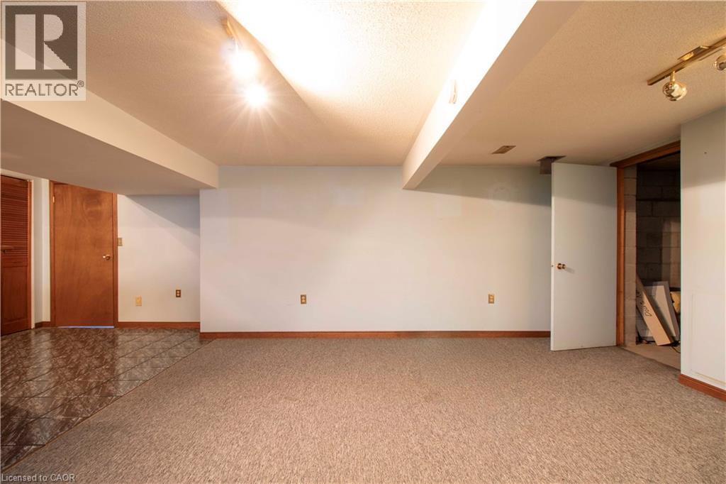 271 Greencedar Drive, Hamilton, Ontario  L9C 6S2 - Photo 39 - 40789601