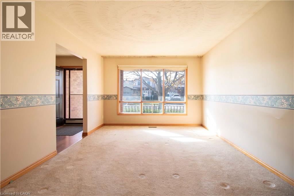 271 Greencedar Drive, Hamilton, Ontario  L9C 6S2 - Photo 7 - 40789601