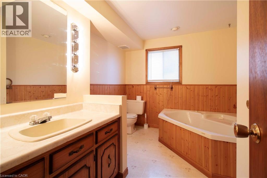 271 Greencedar Drive, Hamilton, Ontario  L9C 6S2 - Photo 34 - 40789601