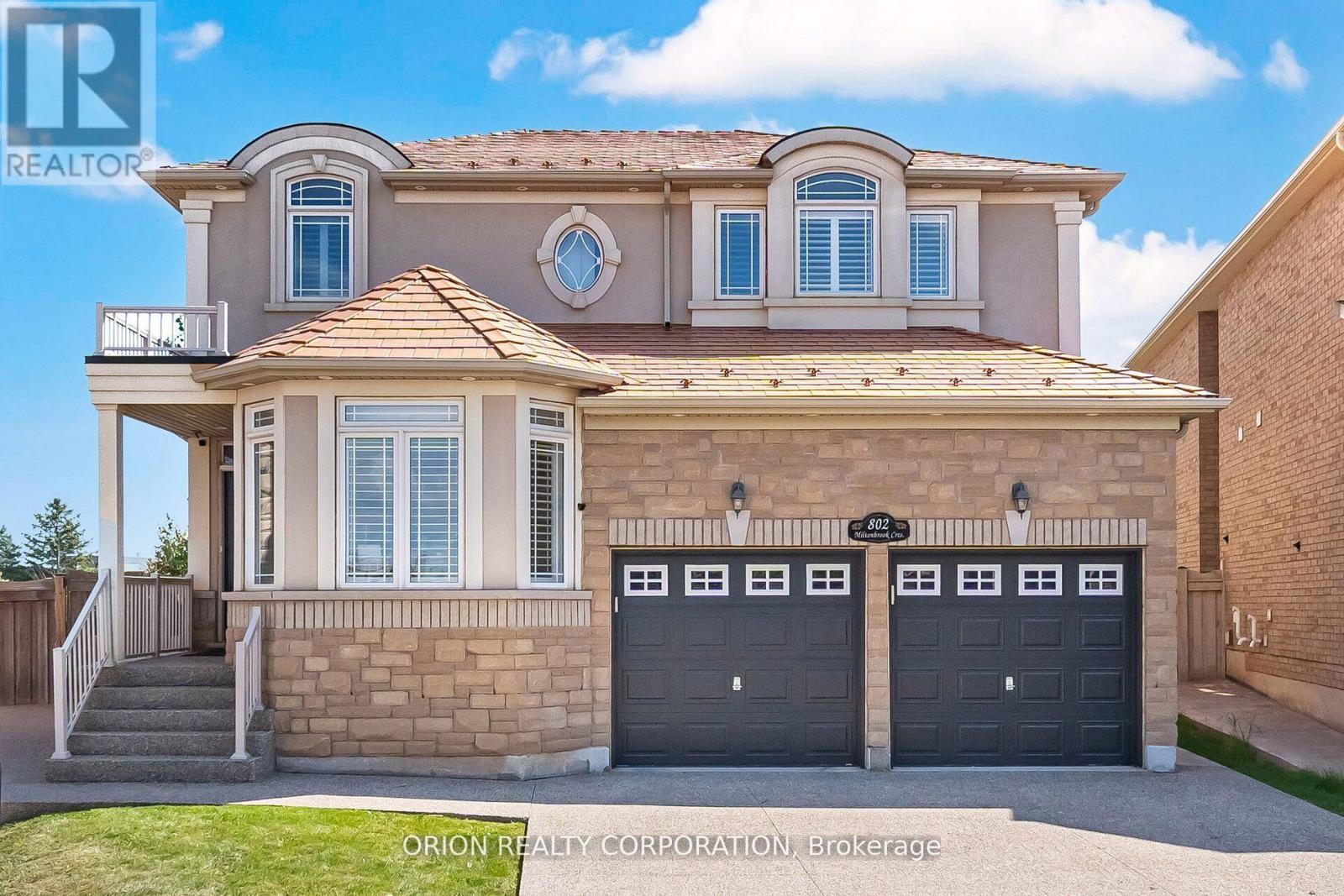 802 MILTONBROOK CRESCENT, Milton, Ontario