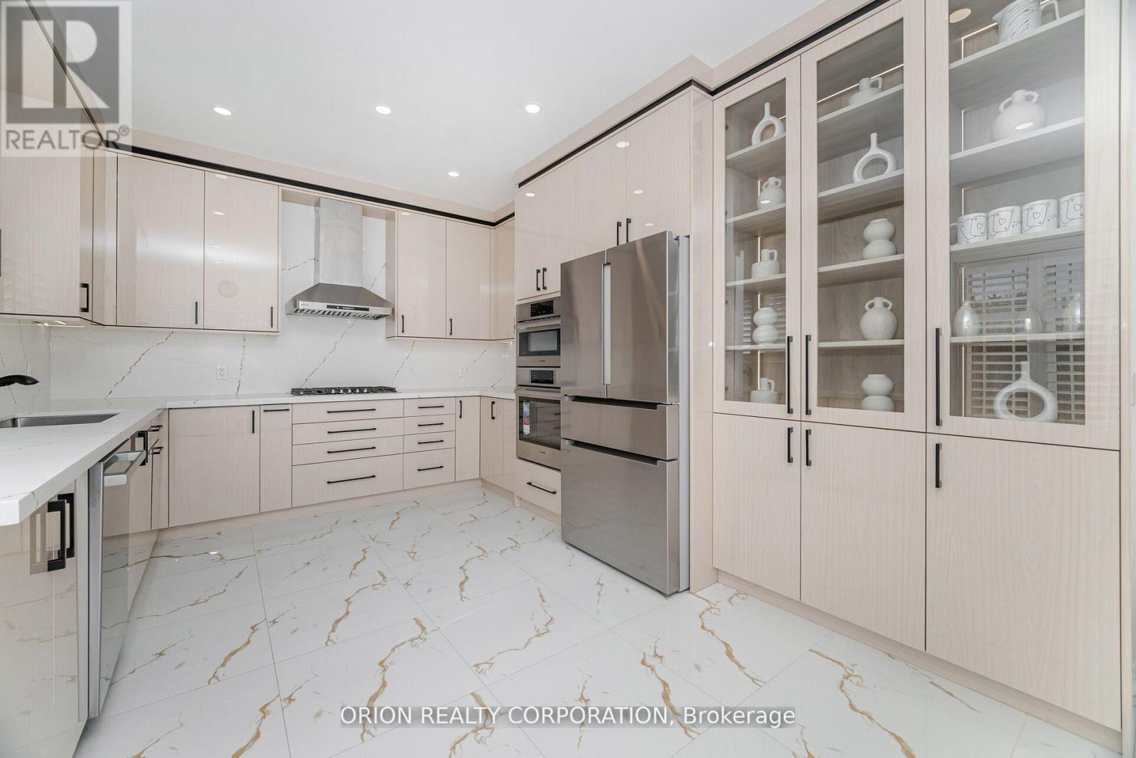 802 Miltonbrook Crescent, Milton, Ontario  L9T 8N3 - Photo 12 - W12562898