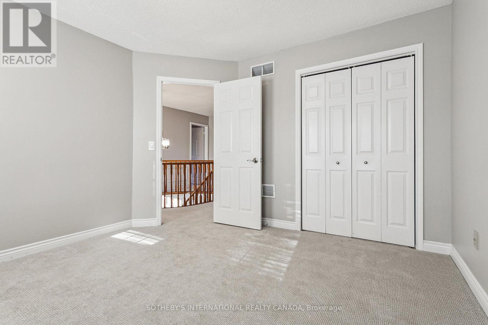 43 Shore Gardens, Oakville, Ontario  L6L 5Z2 - Photo 18 - W12562914