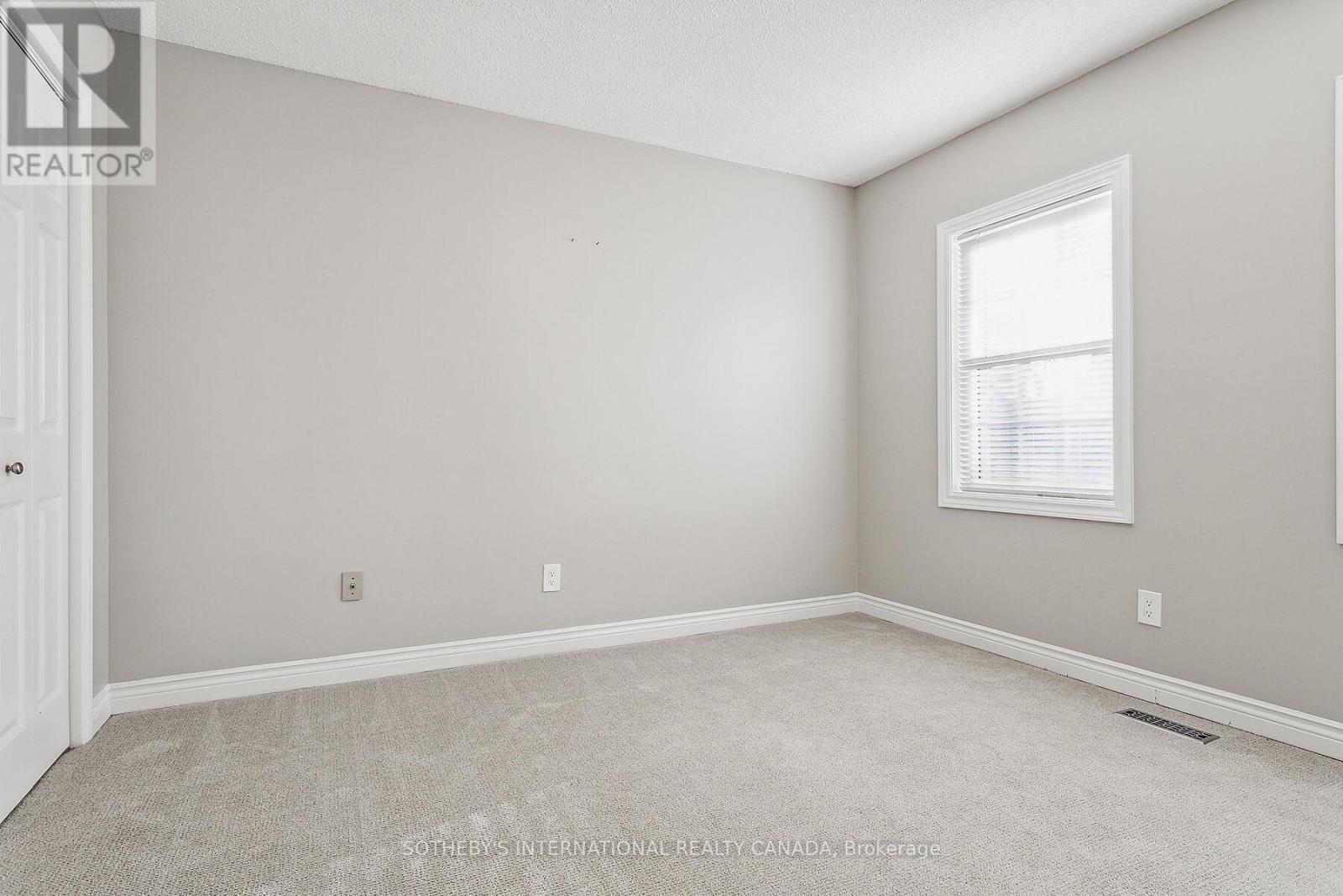 43 Shore Gardens, Oakville, Ontario  L6L 5Z2 - Photo 19 - W12562914