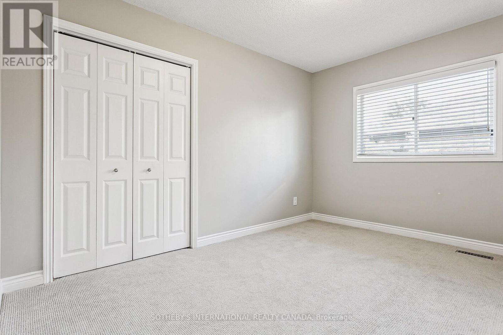 43 Shore Gardens, Oakville, Ontario  L6L 5Z2 - Photo 20 - W12562914