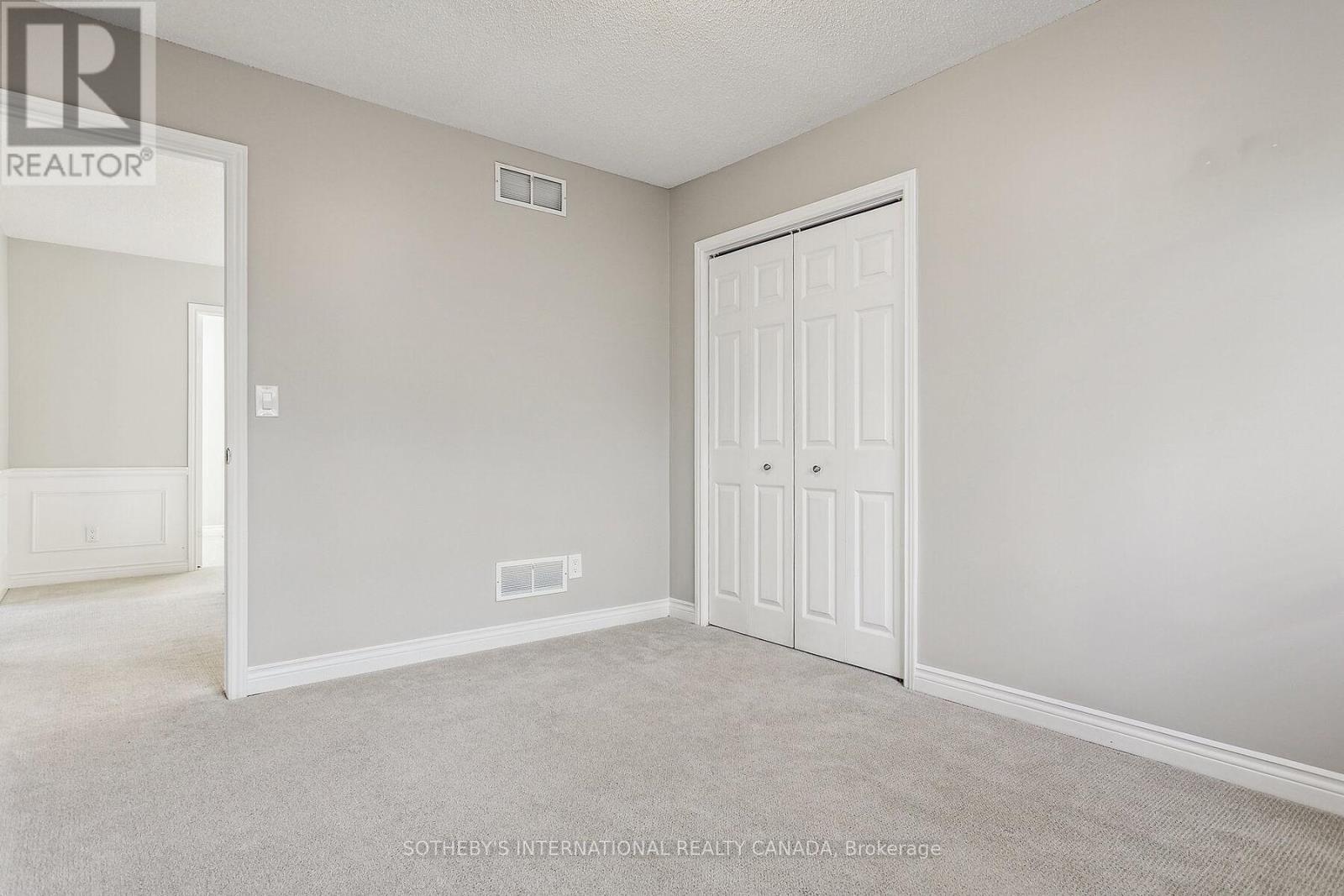 43 Shore Gardens, Oakville, Ontario  L6L 5Z2 - Photo 22 - W12562914