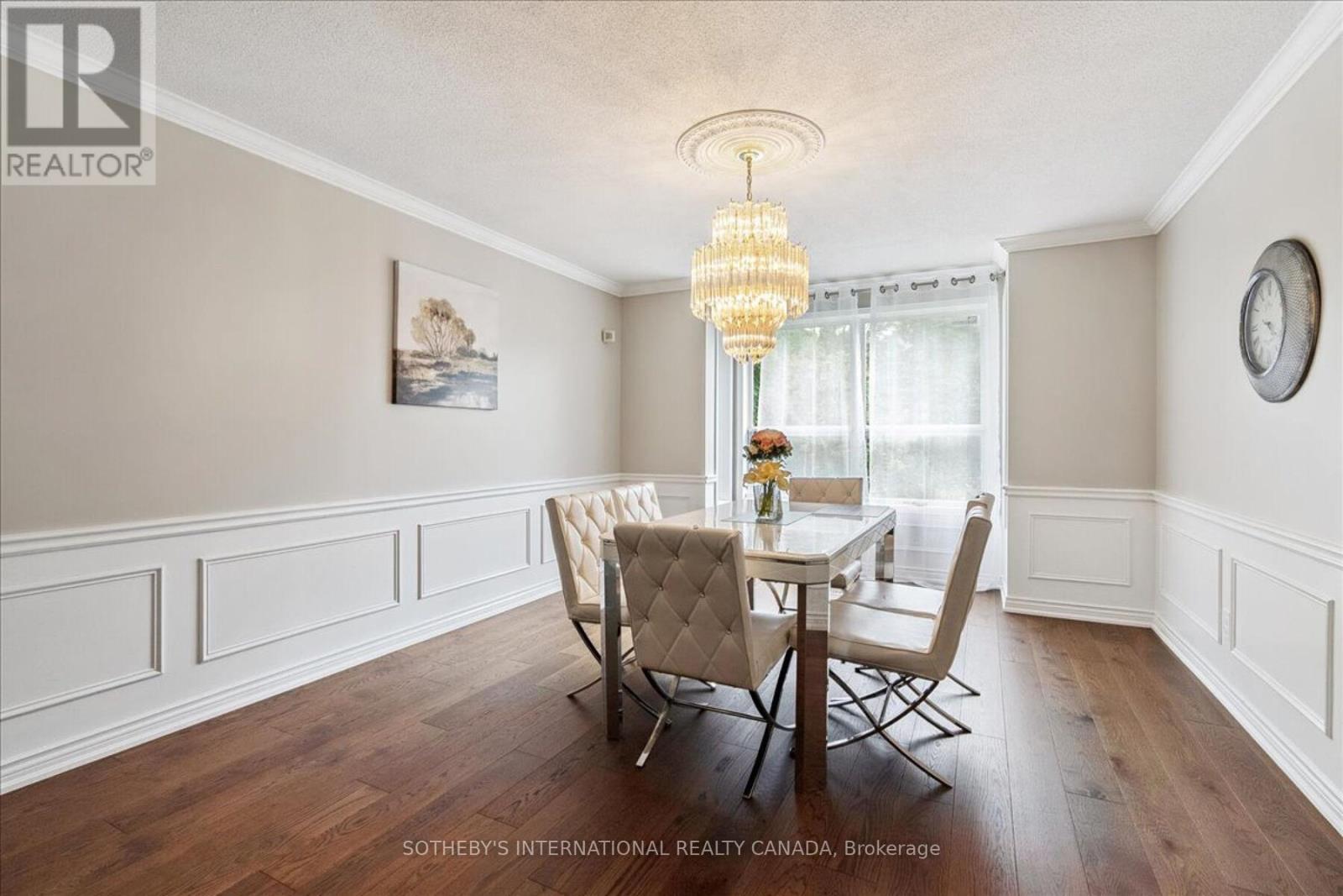 43 Shore Gardens, Oakville, Ontario  L6L 5Z2 - Photo 6 - W12562914