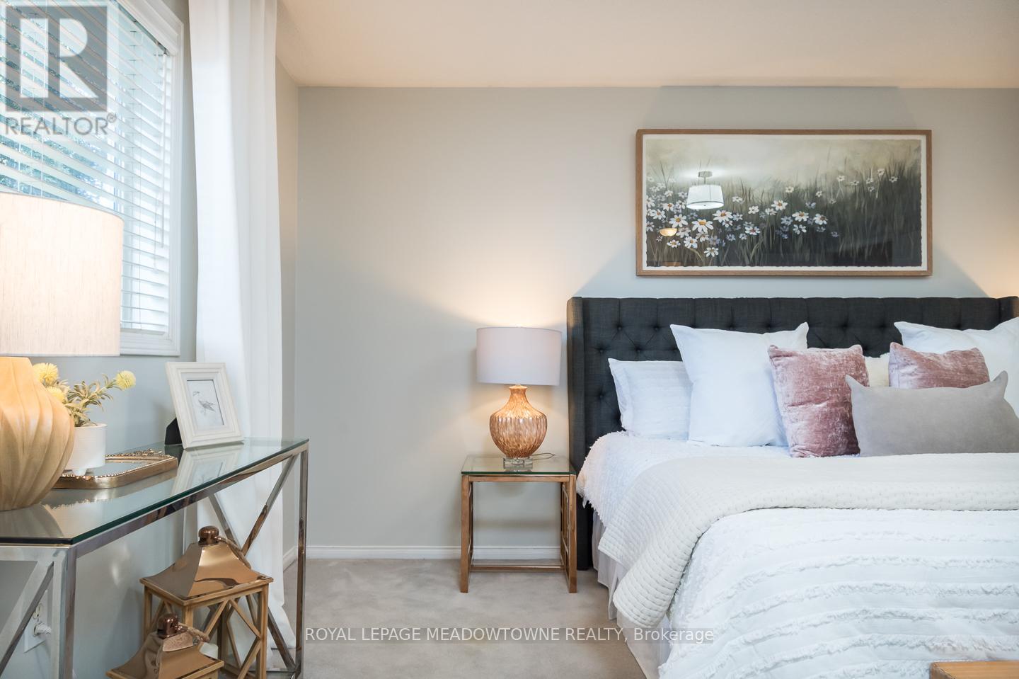 1215 Newell Street, Milton, Ontario L9T 5R5 - Photo 20 - W12562926