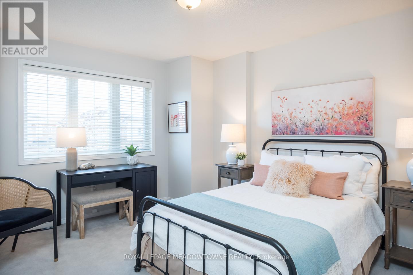 1215 Newell Street, Milton, Ontario L9T 5R5 - Photo 26 - W12562926