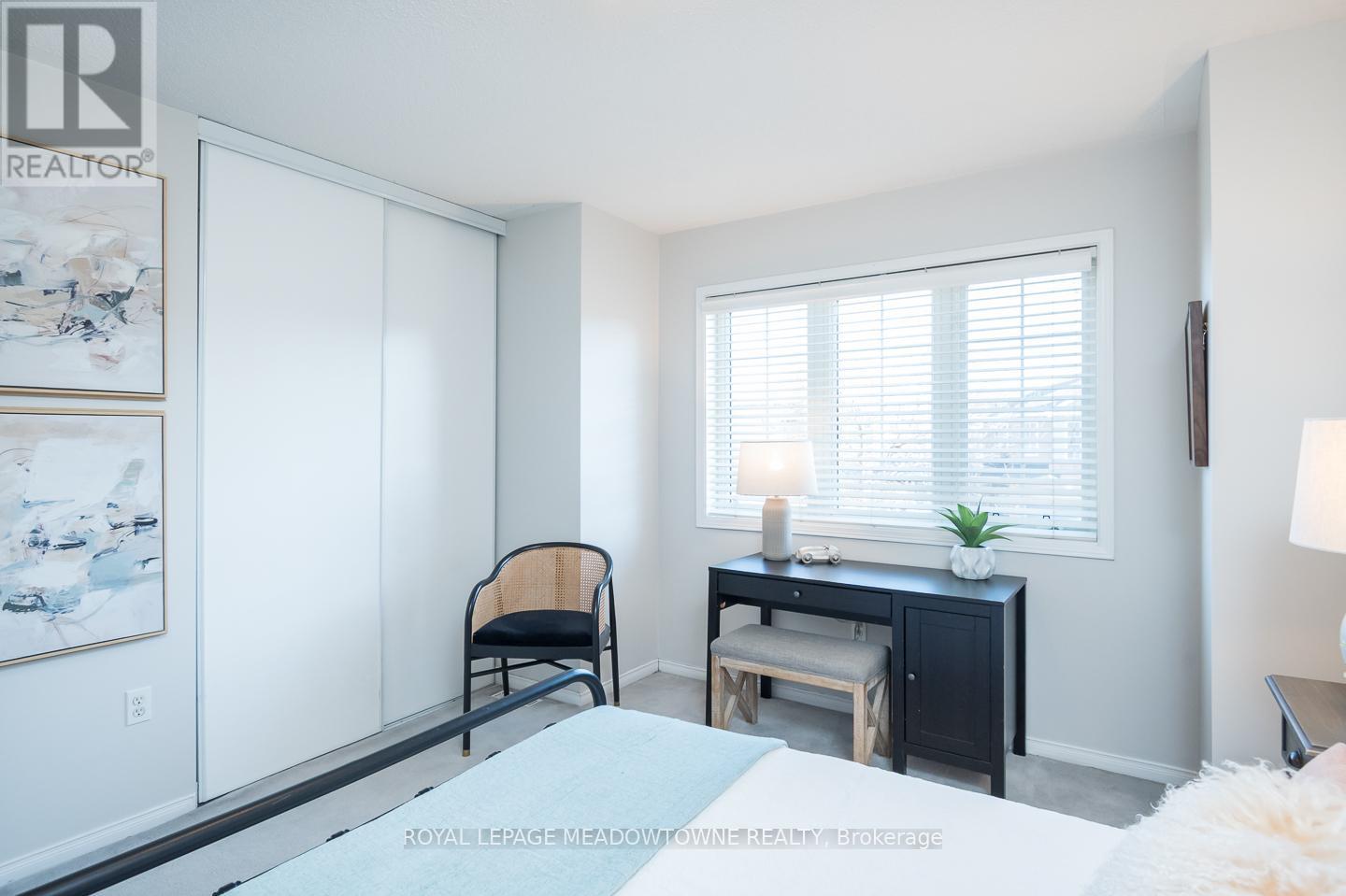 1215 Newell Street, Milton, Ontario L9T 5R5 - Photo 28 - W12562926