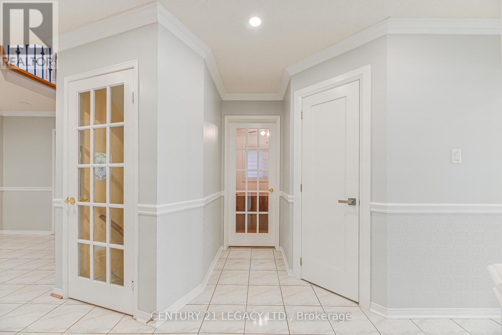 497 Winfield Terrace, Mississauga, Ontario  L5R 3V1 - Photo 13 - W12562942