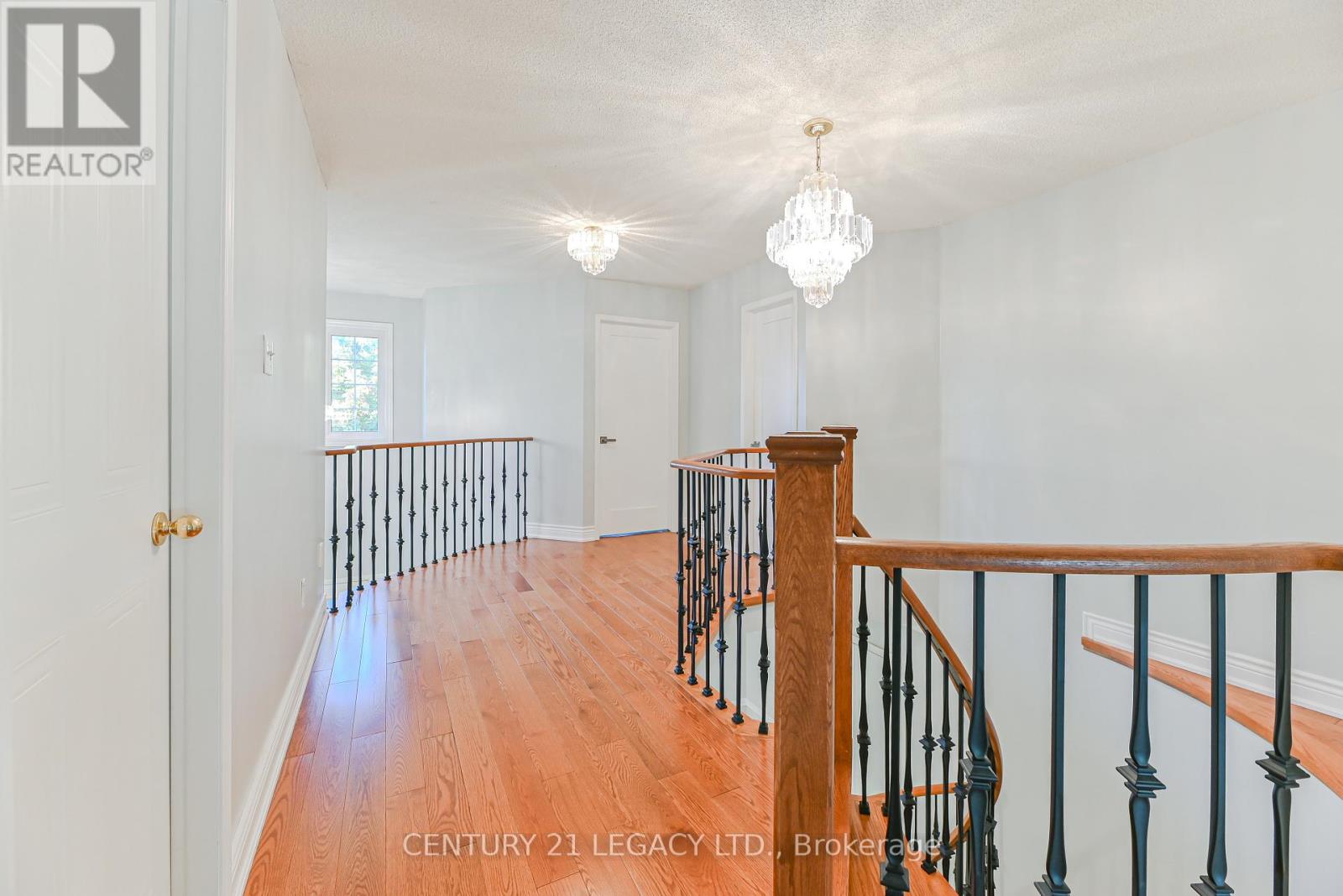 497 Winfield Terrace, Mississauga, Ontario  L5R 3V1 - Photo 23 - W12562942