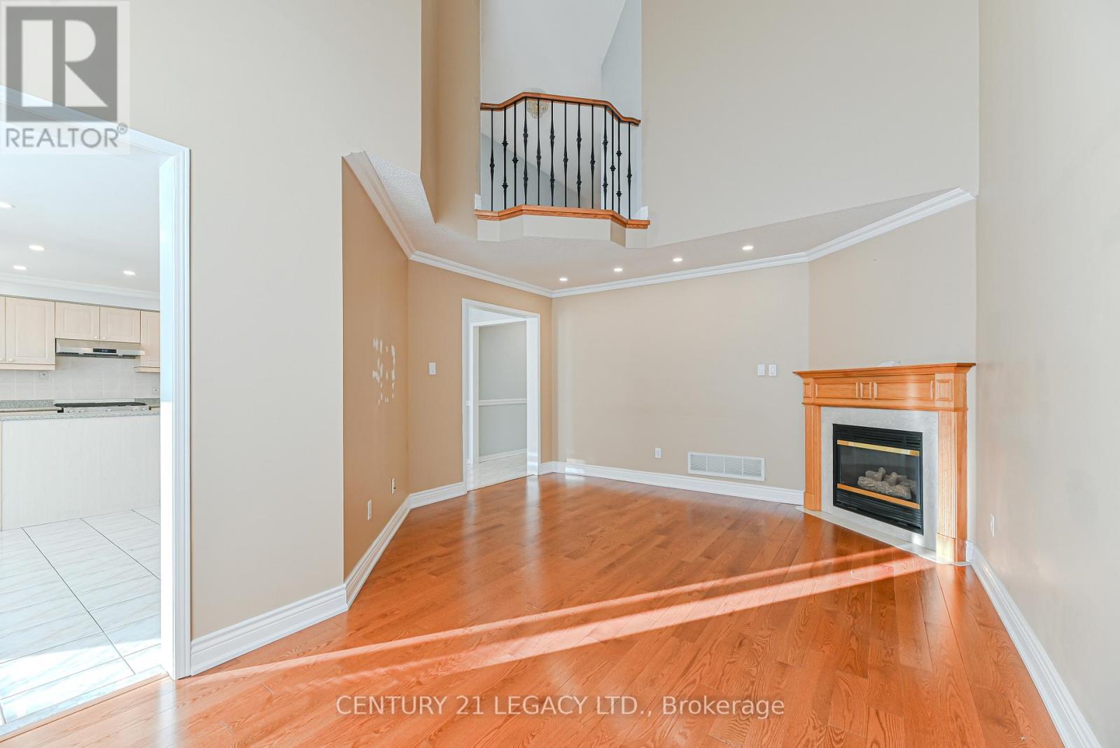 497 Winfield Terrace, Mississauga, Ontario  L5R 3V1 - Photo 9 - W12562942