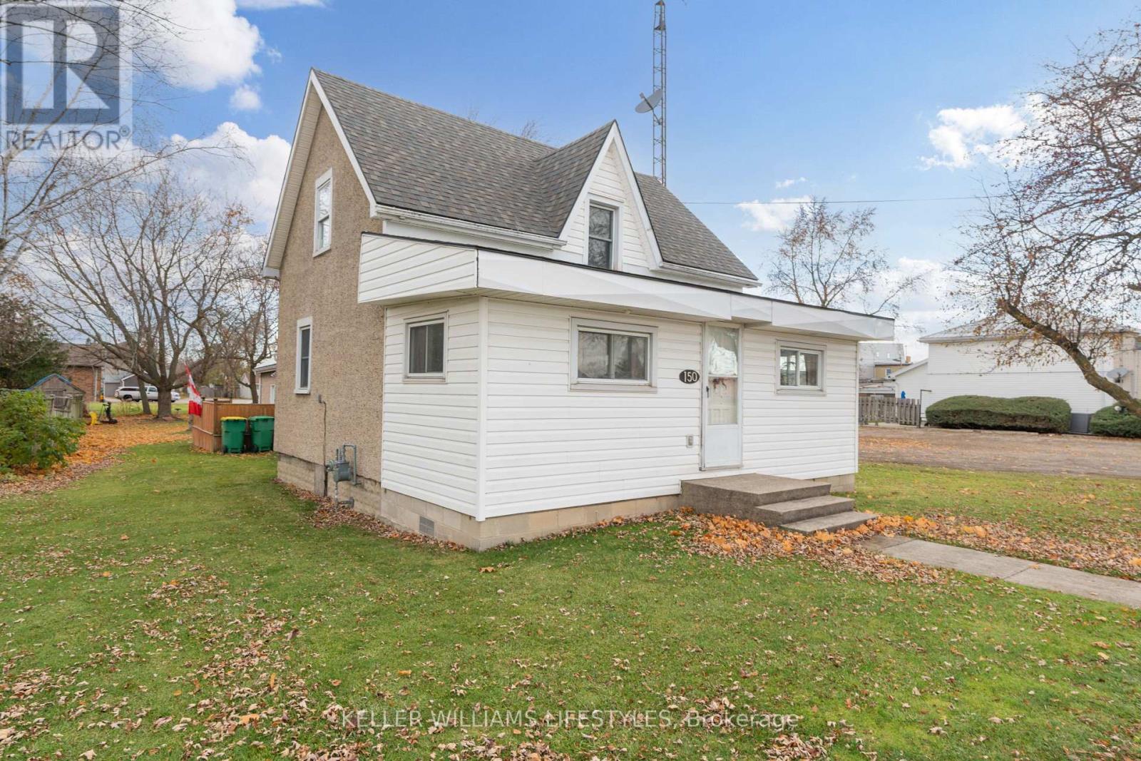 150 Mcrae Street, Southwest Middlesex, Ontario  N0L 1M0 - Photo 2 - X12563224
