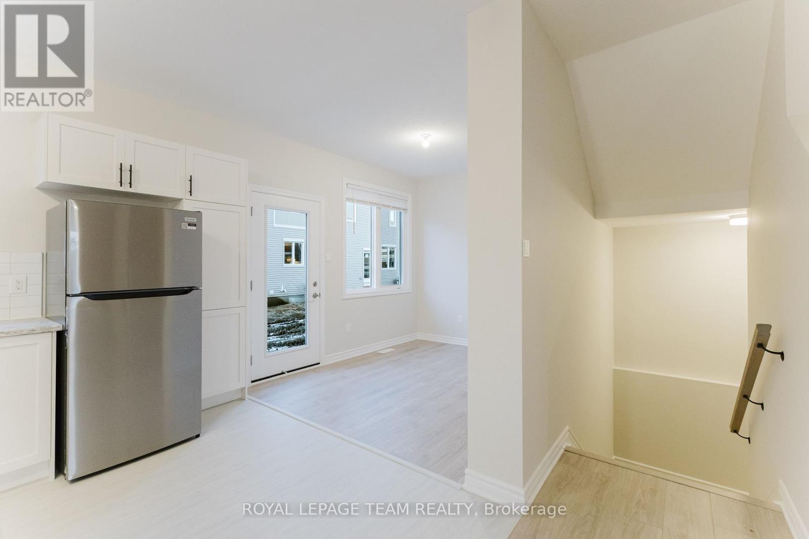 180 Ryan Reynolds Way, Ottawa, Ontario  K4A 2N3 - Photo 11 - X12563030