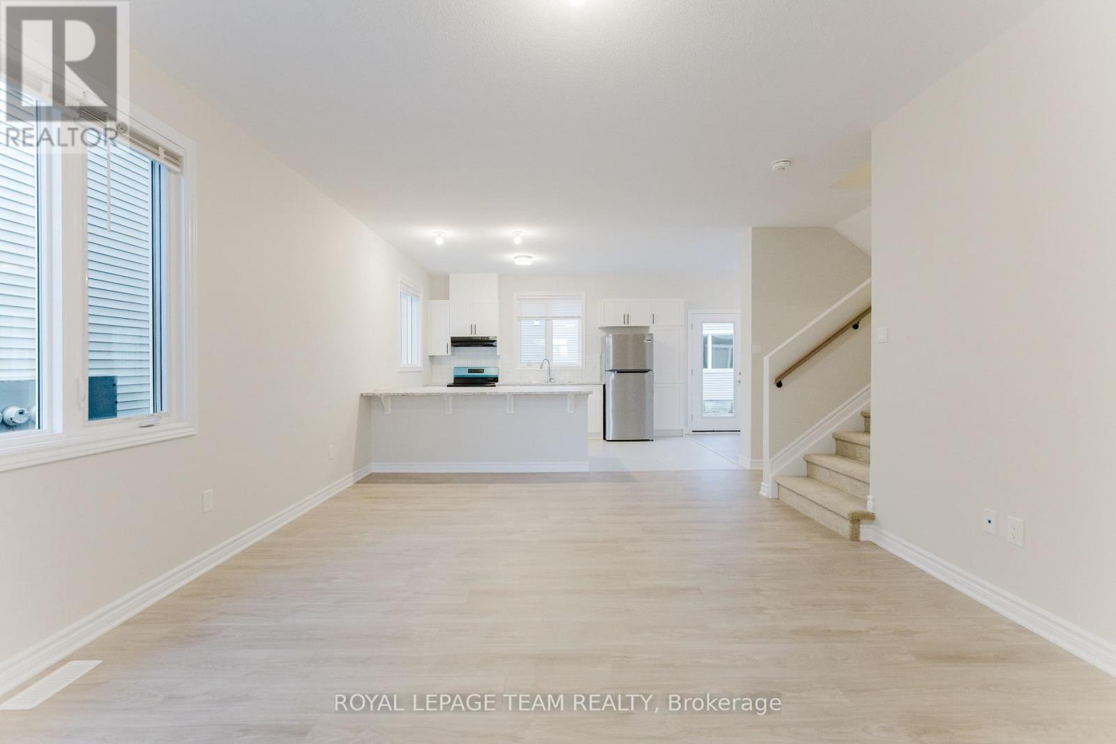 180 Ryan Reynolds Way, Ottawa, Ontario  K4A 2N3 - Photo 5 - X12563030