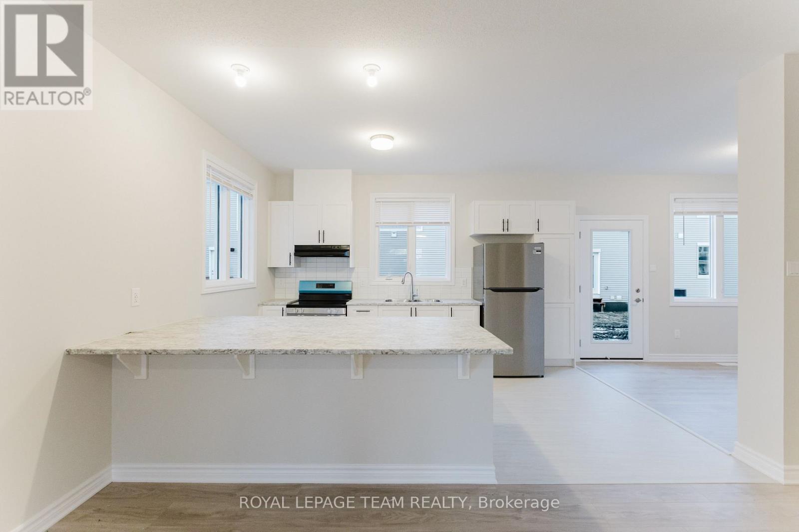 180 Ryan Reynolds Way, Ottawa, Ontario  K4A 2N3 - Photo 8 - X12563030