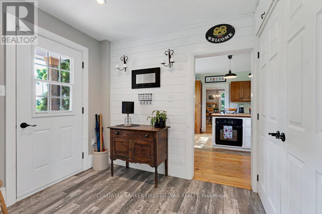 4 Station Road, Rideau Lakes, Ontario  K0G 1V0 - Photo 12 - X12563076