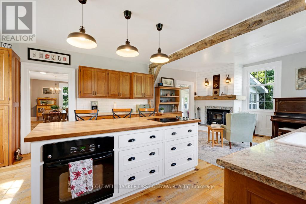 4 Station Road, Rideau Lakes, Ontario  K0G 1V0 - Photo 13 - X12563076