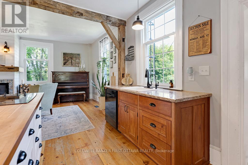 4 Station Road, Rideau Lakes, Ontario  K0G 1V0 - Photo 16 - X12563076