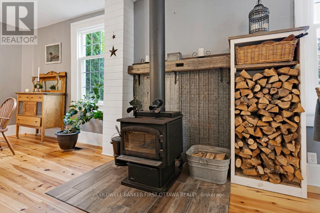 4 Station Road, Rideau Lakes, Ontario  K0G 1V0 - Photo 27 - X12563076