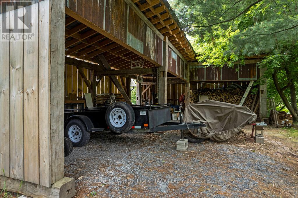 4 Station Road, Rideau Lakes, Ontario  K0G 1V0 - Photo 44 - X12563076