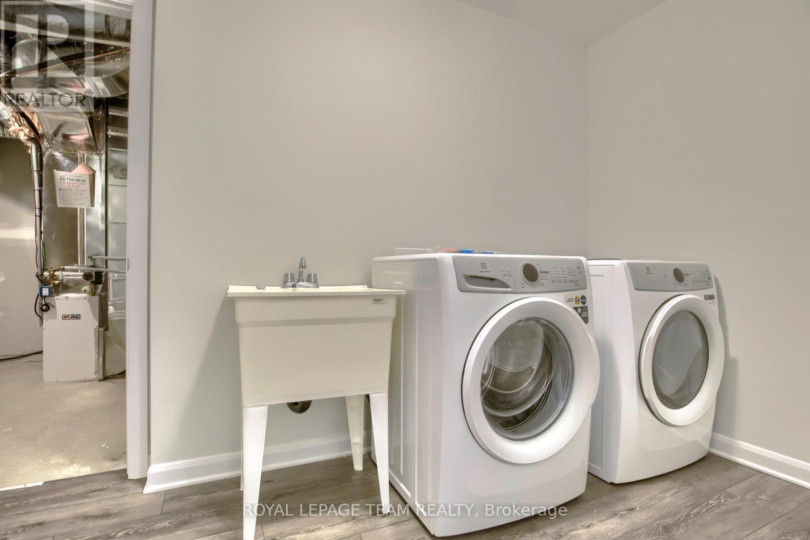 280 Elsie Macgill Walk, Ottawa, Ontario  K2K 1X7 - Photo 5 - X12563112