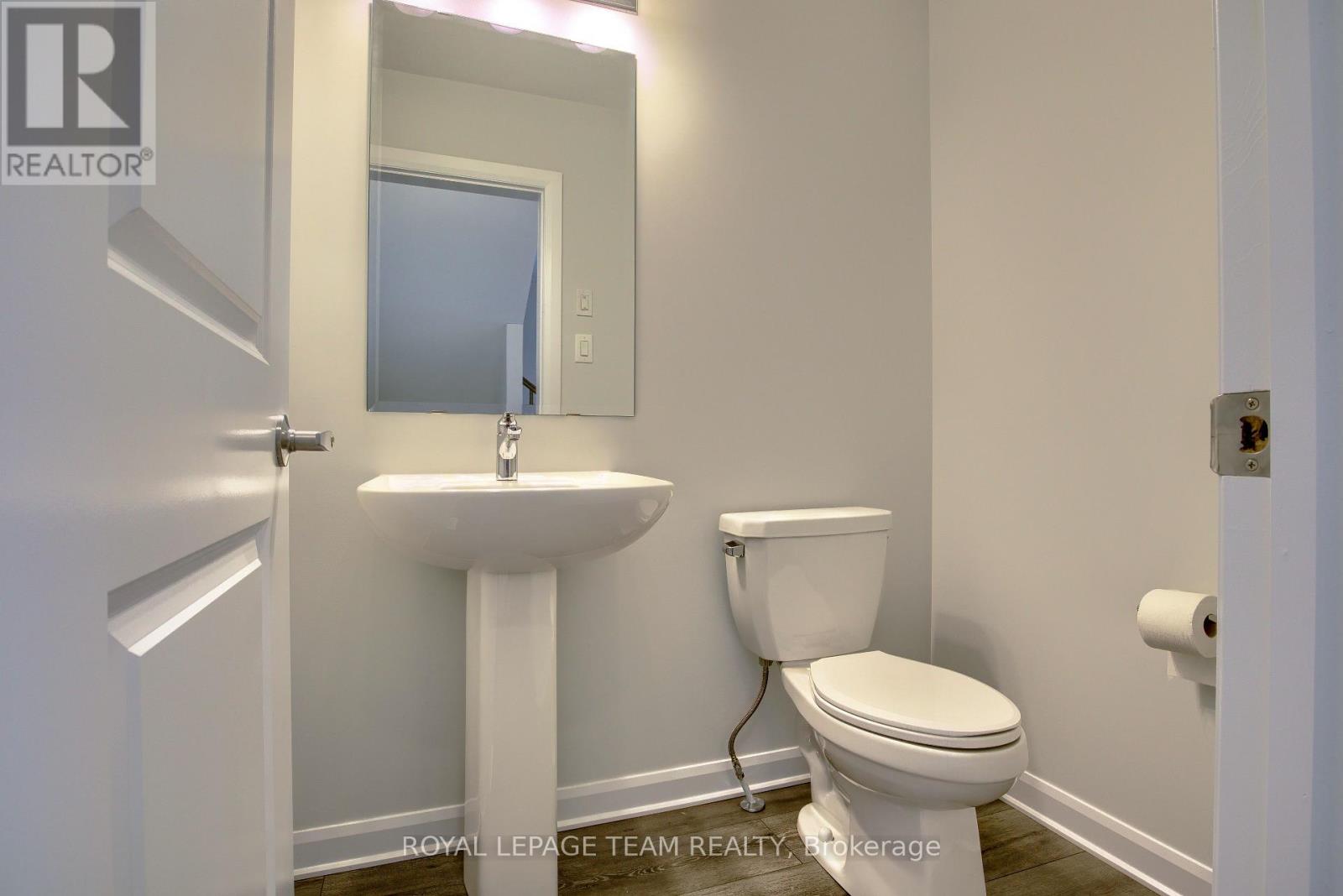 280 Elsie Macgill Walk, Ottawa, Ontario  K2K 1X7 - Photo 6 - X12563112